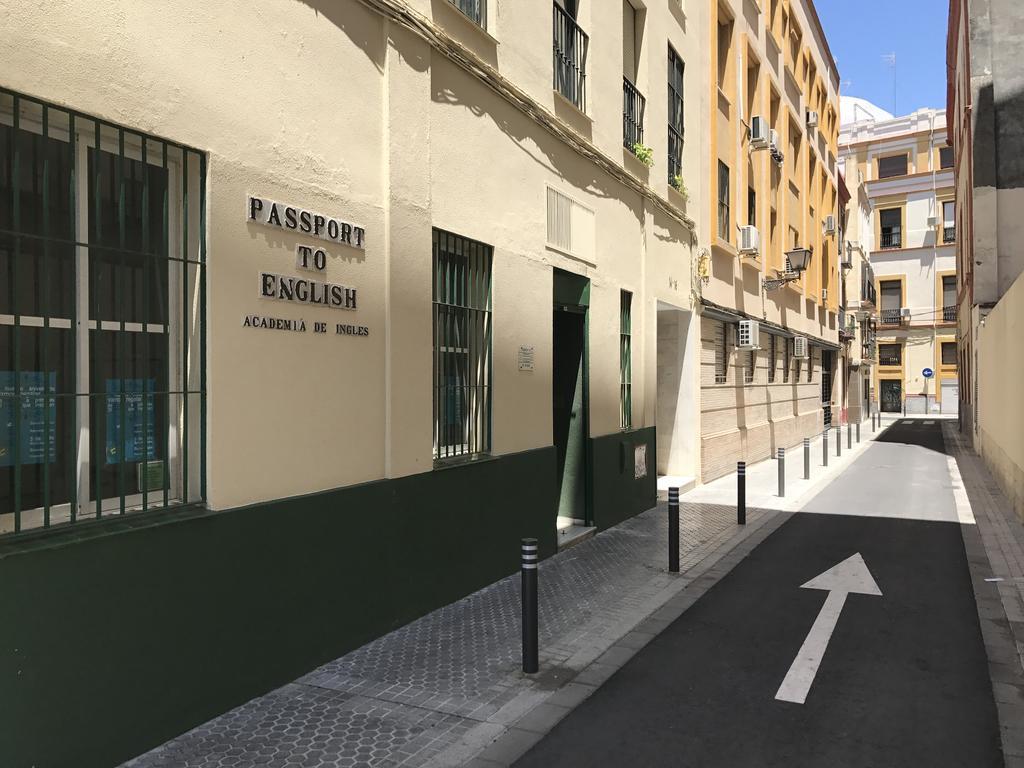 Bromham Apartment Sevilla Exteriör bild