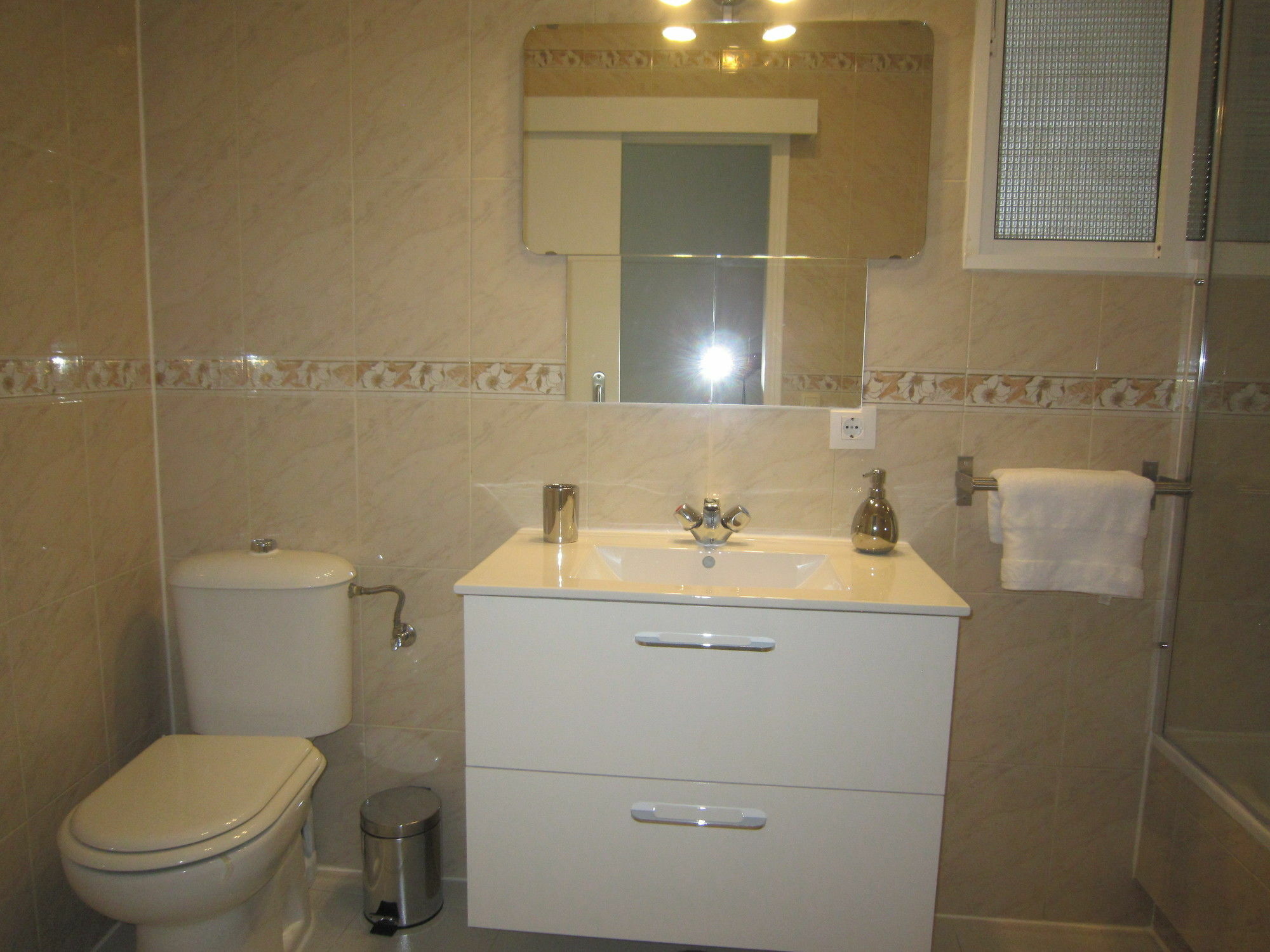 Bromham Apartment Sevilla Exteriör bild